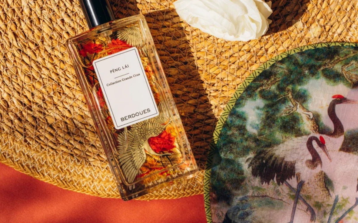 Parfum Péng Lái de la collection Grands Crus Berdoues, flacon élégant inspiré d’un voyage olfactif en Asie.