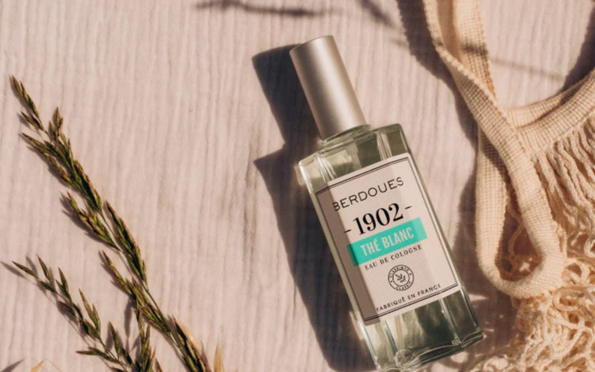 Flacon Berdoues 1902 Thé Blanc, eau de Cologne boisée pour homme alliant fraîcheur et élégance.